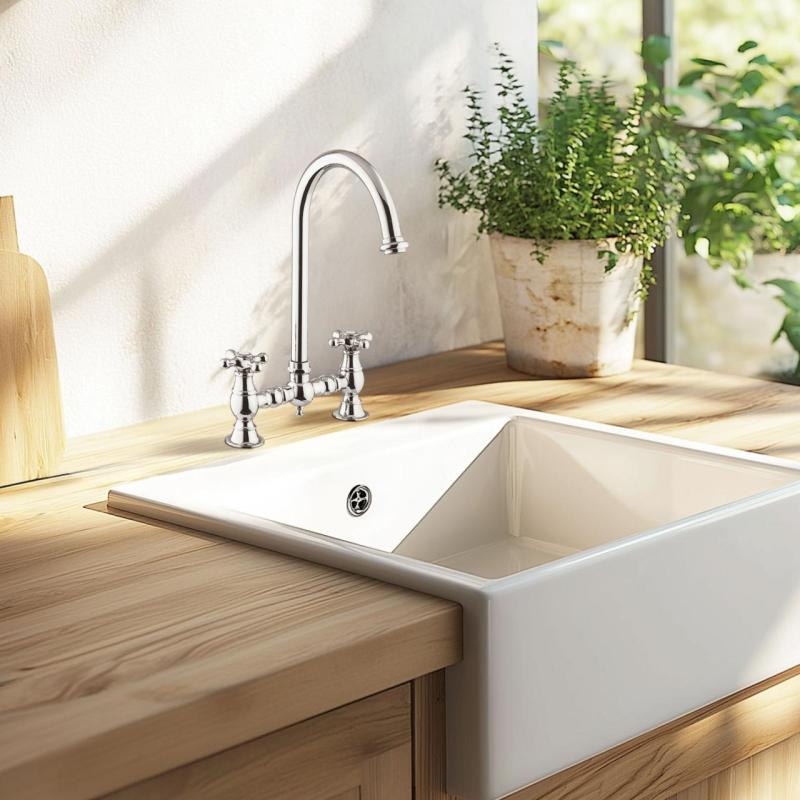 PB Nostalgická kuchynská batéria mostová Chróm, okrúhly výtok so stlačenými rukoväťami PBN.CHR.R.ST.