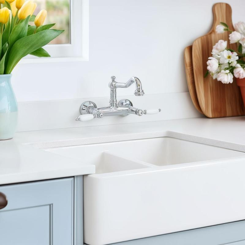 PB klasický nástenný kohútik s bielymi rukoväťami, chróm 1208854172