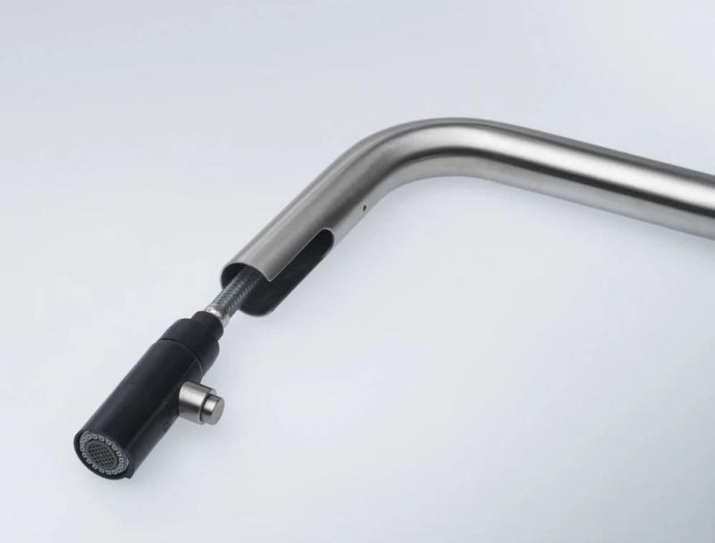 Franke Kuchynská batéria Kubus s výsuvnou sprchovou hlavicou, nehrdzavejúca oceľ 115.0529.207