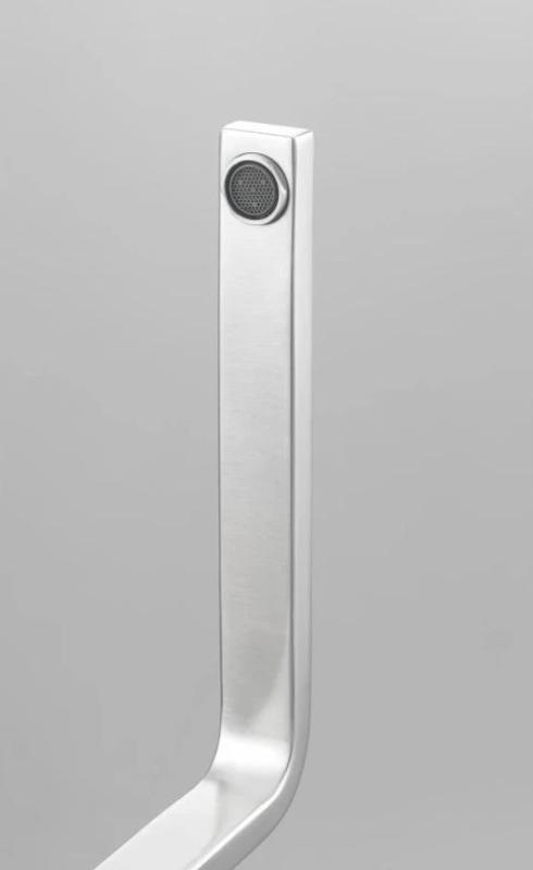 Franke masívna nerezová kuchynská batéria Mythos s otočným výtokom inox 115.0547.852