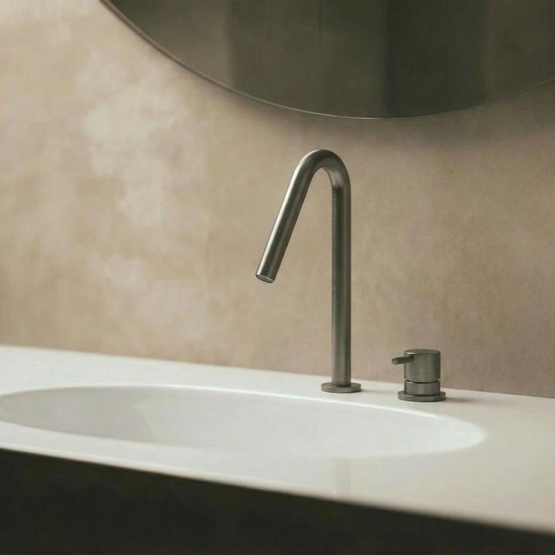 Waterevolution Flow 2-otvorová umývadlová batéria PVD Gun Metal s malým V 120 mm výtokom T1121VGME