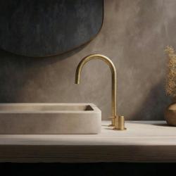 Waterevolution Flow 2-otvorová umývadlová batéria, kartáčovaná mosadz s vysokým U 200 mm výtokom T1122ULE