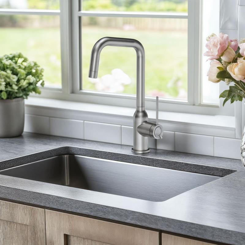 Quadri Stamford kuchynská batéria z nehrdzavejúcej ocele s otočným pravouhlým výtokom 1208956097