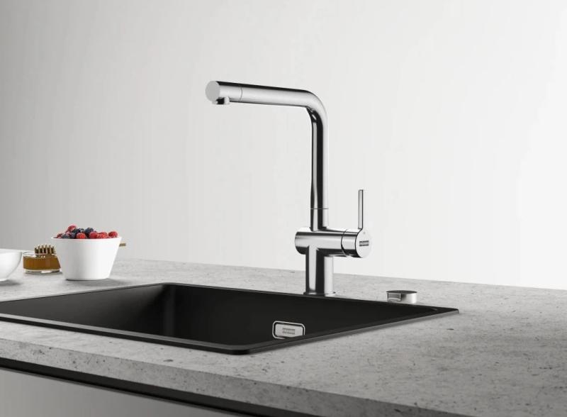 Franke Active L Kuchynská batéria chrómová s otočným výtokom 115.0653.298