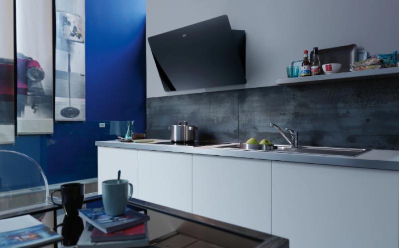 Franke Smart vertikálny čierny sklenený digestor 90 cm 110.0377.734