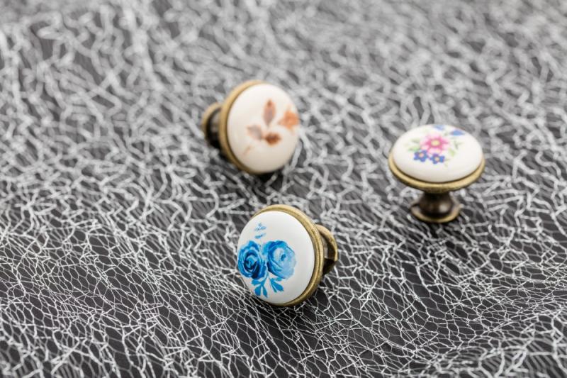 Porcelánová gombík 728-J4 antická mosadz A-Blue Rose 1208959149