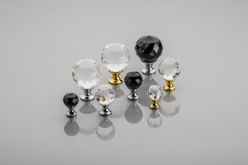 Gombík Zamak Crystal Palace A 30mm chróm + KRISTÁL 1208959265