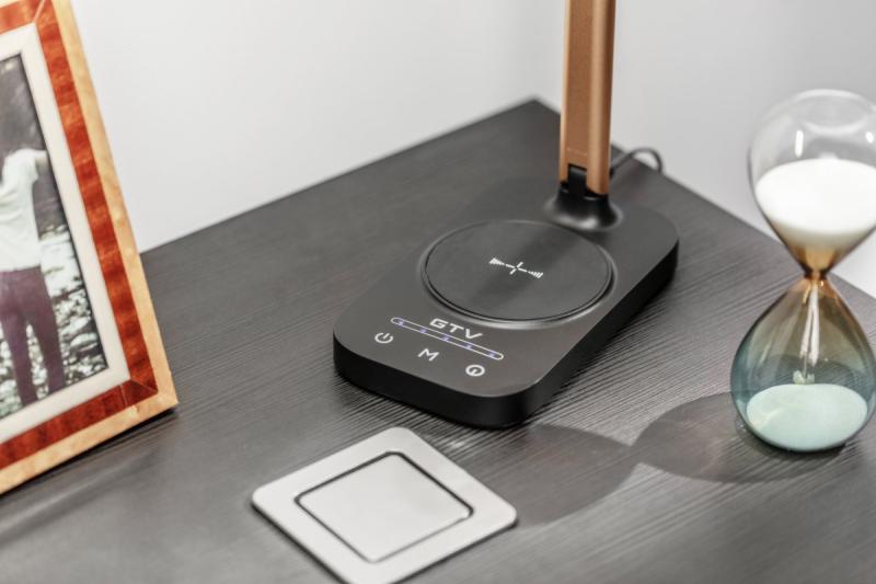 Decoračná stolná lampa Bressi 8W 450lm AC220-240V 3-CCT Bezdrôtové nabíjanie USB PF>0,5 RA>80 Čierna / Zlatá 1208962479