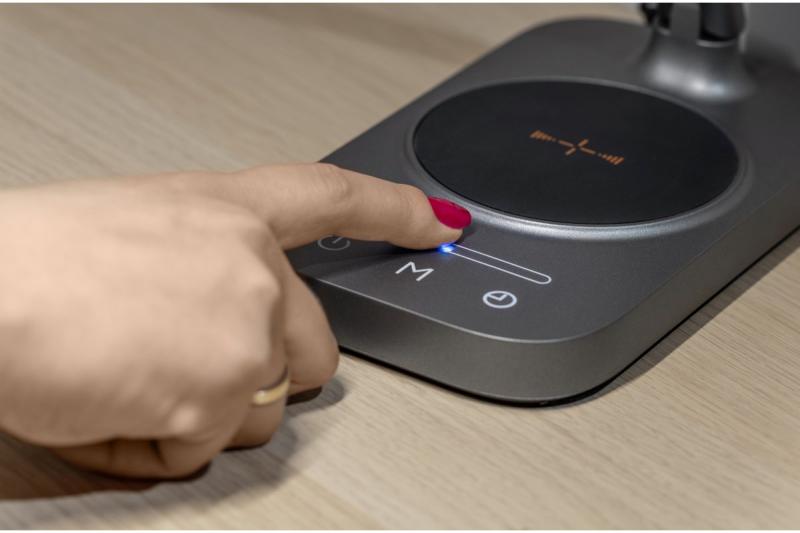 Dekoračná stolová lampa Bressi 8W 450lm AC220-240V 3-CCT Bezdrôtové nabíjanie USB PF>0 5 RA>80 Sivá 1208962480