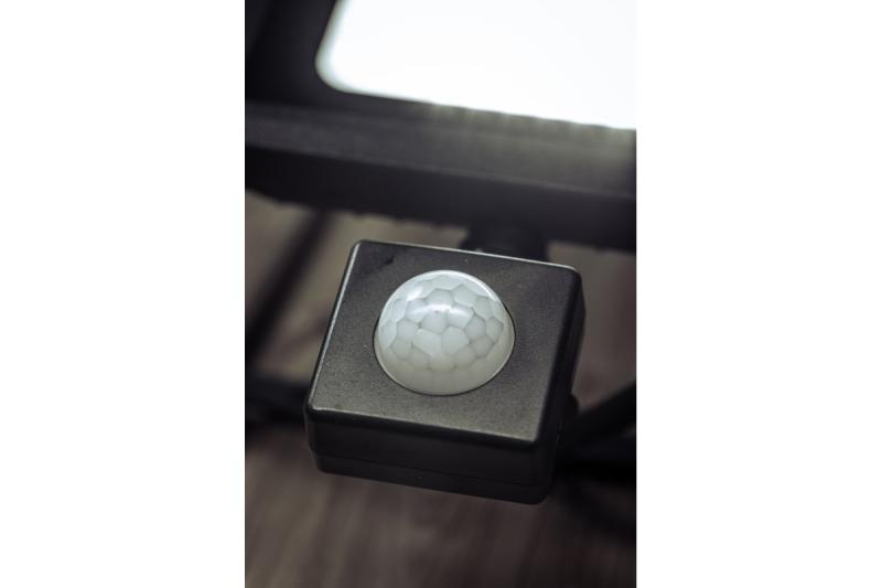 Reflektor INEXT LED so senzorom pohybu, 10W, 800lm, AC220-240V, 50/60 Hz, PF> 0.9, RA> 80, IP65, 120 1208962858