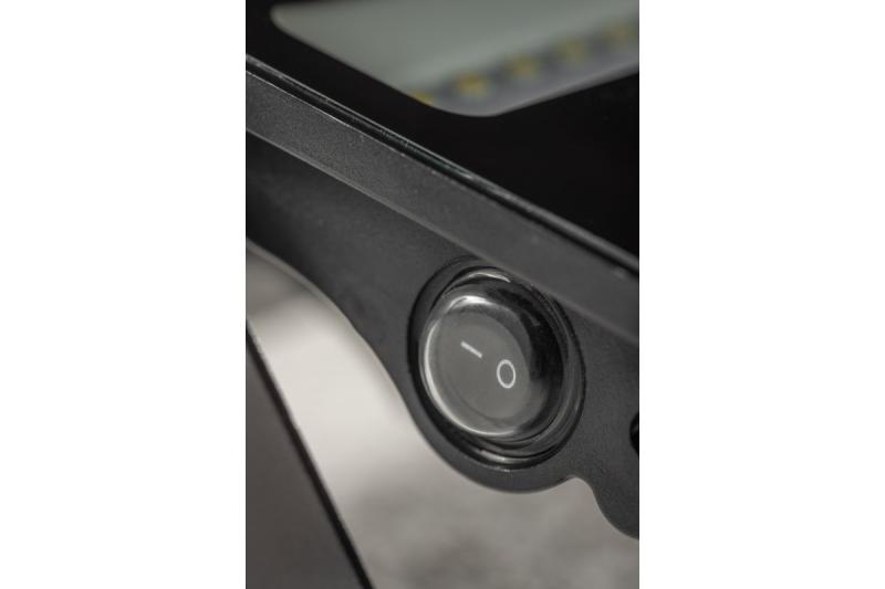 Solárna LED reflektorová lampa LUMOS, s pohybovým senzorom, 10W, 850lm, 6400K, IP65, 120°, solárny panel, 3r 1208962938