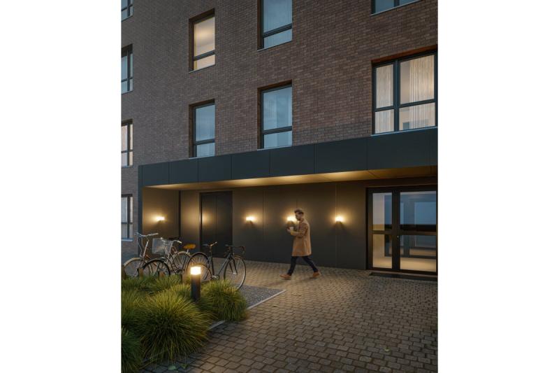 Tuindecoratiearmatuur LARGO-AU E27 MAX.15W IP44 AC220-240V 50-60Hz wandlamp met rechte bovenkant in grafitovej farbe. 1208963916