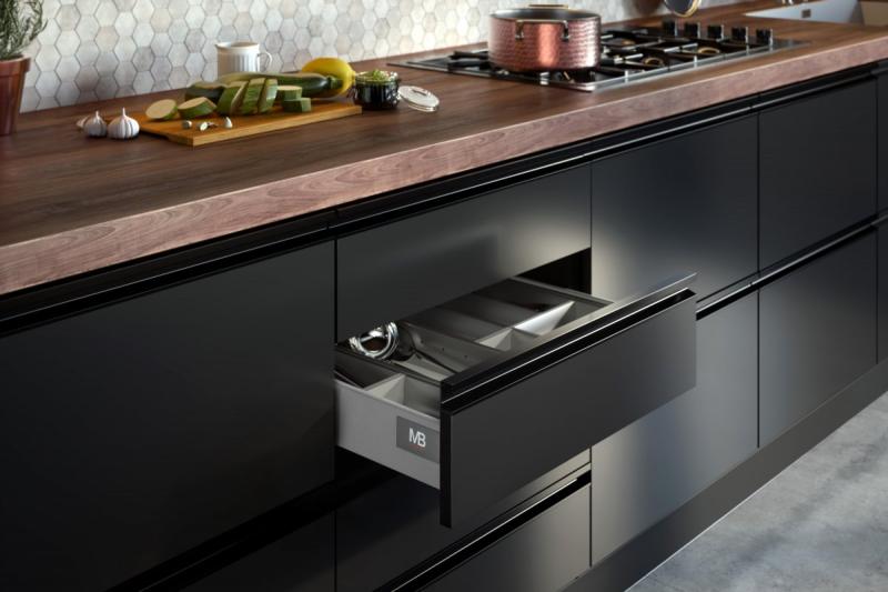 Nepretržitý profil hliníkovej rukoväte C l=3500mm čierny mat 1208964055