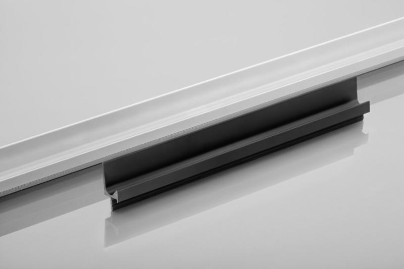 Hliníkový profil so štúdkami L, 3,5 m, anodizovaný 1208964056