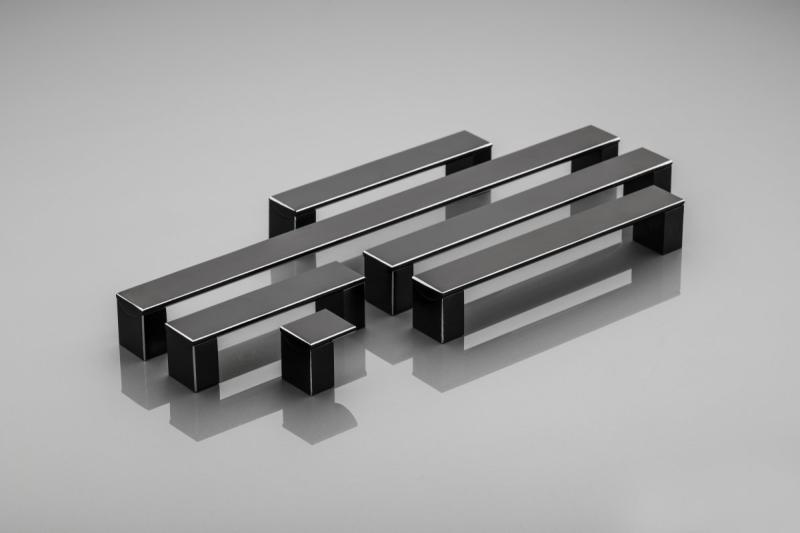 Hliníkové držadlo ARES C=224 mm čierne 1208965476