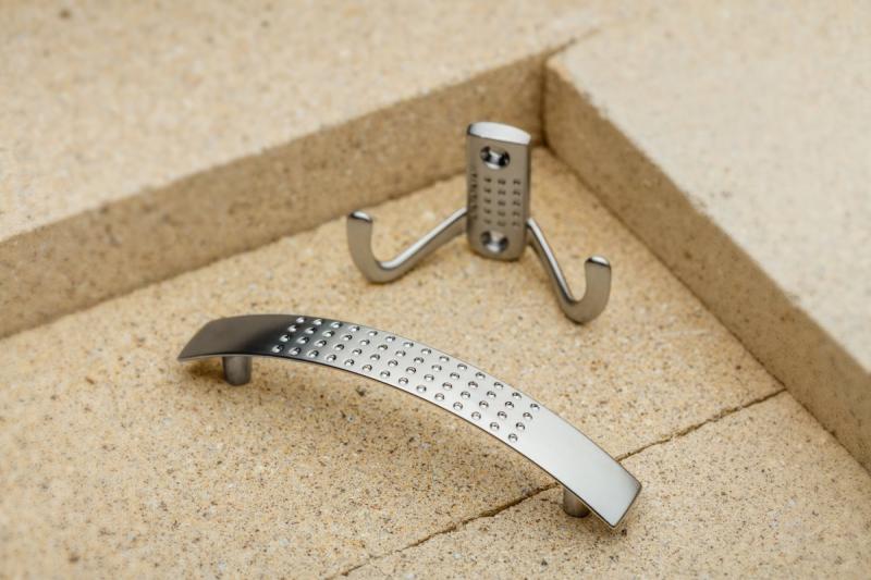 Rukoväť Zamak 14 C=128mm hliník 1208965755