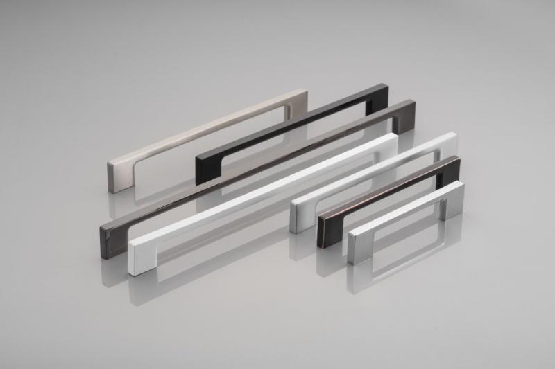 Rukoväť Zamak 819 C=320mm satén 1208965849