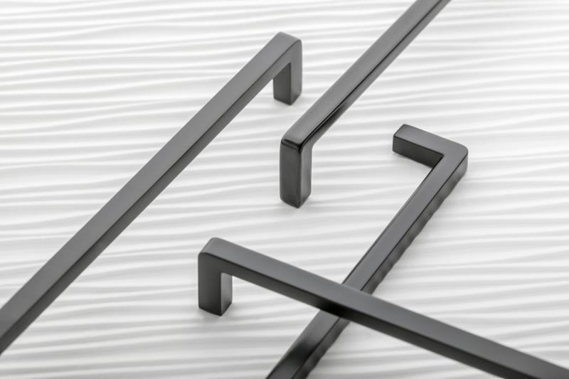 Rukoväť Zamak BAGIO C=160 mm čierna matná 1208965894