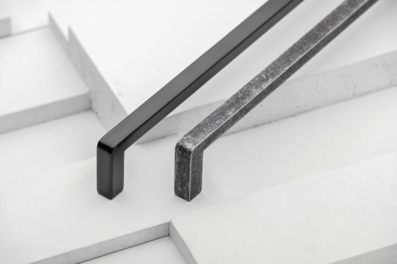 Rukoväť Zamak BAGIO C=160 mm čierna matná 1208965894