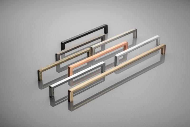 Rukoväť Zamak BAGIO C=320 mm čierna matná 1208965912