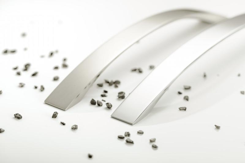 Rukoväť Zamak CALABRIA C=160mm chróm 1208965916