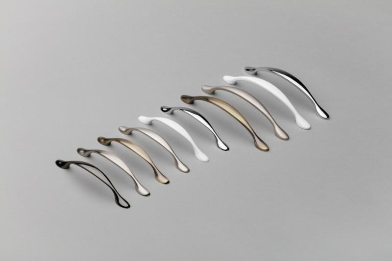 Rukoväť cievky CAMAIO C=128mm šampanské 1208965929