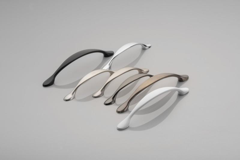 Rukoväť Zamak CAMAIO C=96mm satén 1208965931