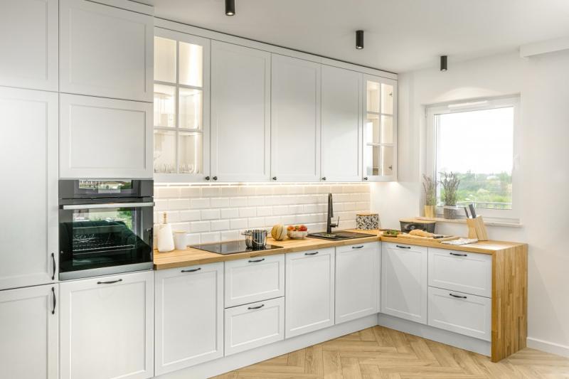 Rukoväť Zamak CAMAIO C=96mm čierna matná 1208965936