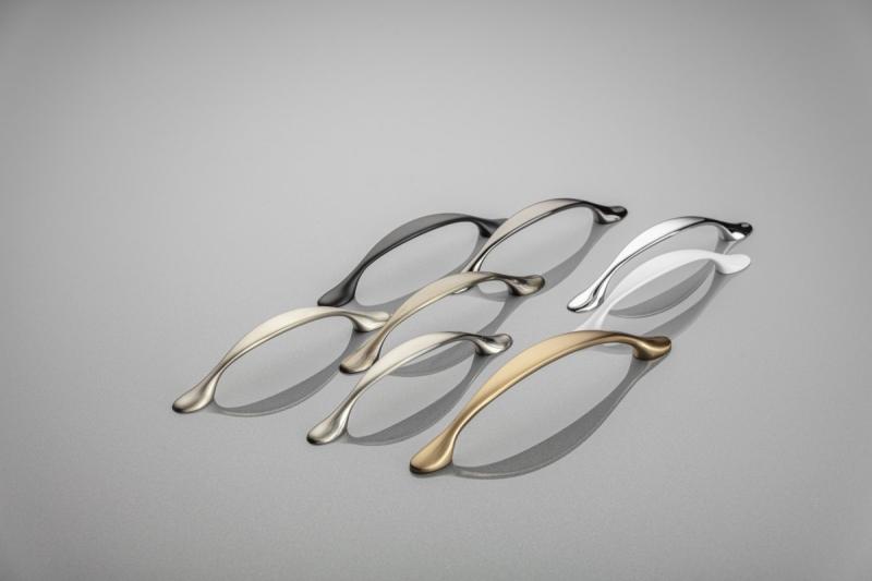 Uchopovacia rukoväť CAMAIO C=96mm šampanské 1208965937