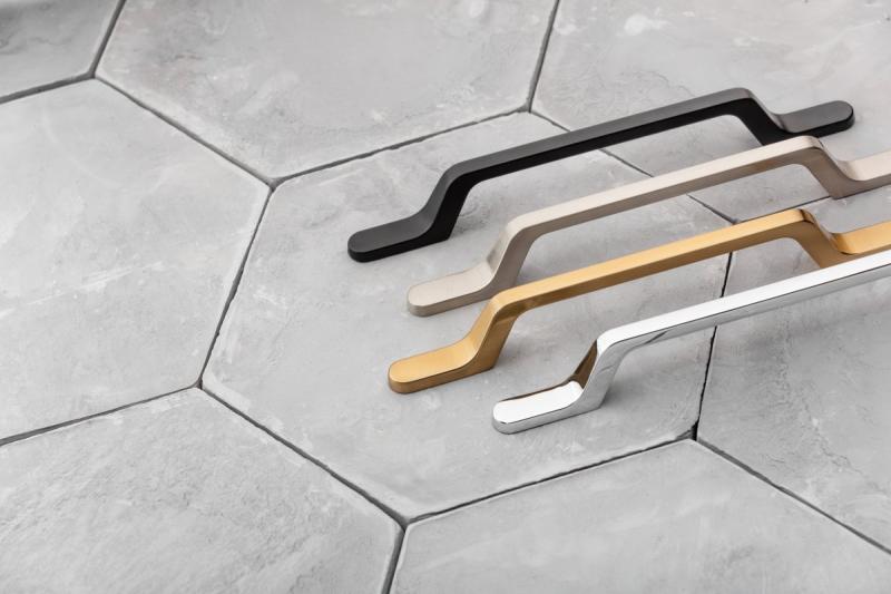 Rukoväť Zamak FLAVIO C=128 mm čierna matná 1208966015