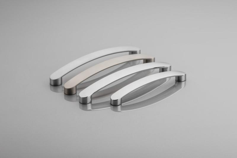 Rukoväť Zamak GENUA C=128mm chróm 1208966086