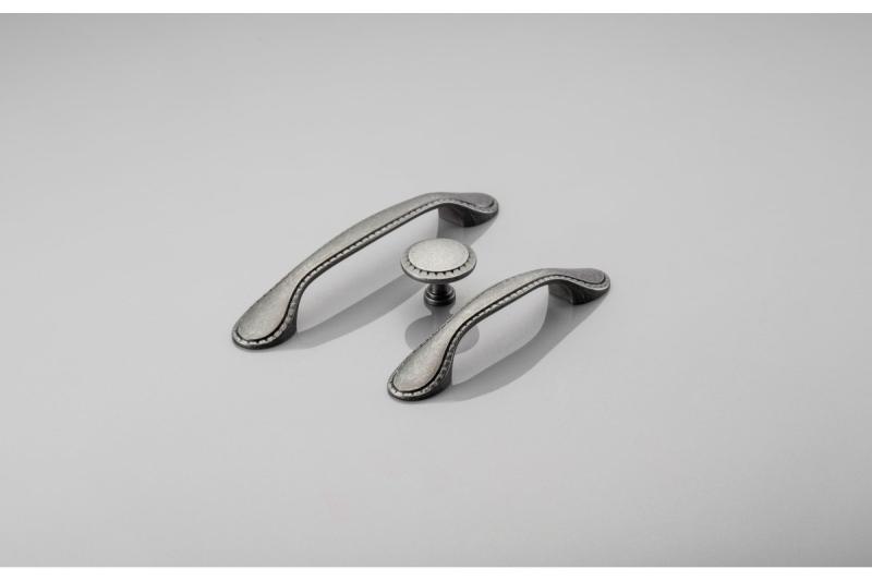 Rukoväť Zamak PALERMO C=128 mm antické striebro 1208966182