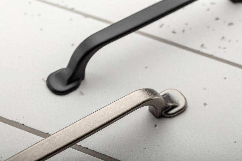 Kľučka Zamak RETRIS C = 128 mm čierna matná 1208966193