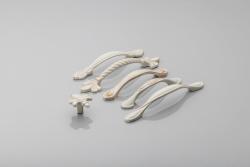 Zamaková rukoväť ROYAL5 C=128 mm biela/zlatá 1208966199