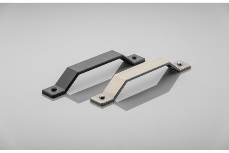 Rukoväť z zliatiny Zamak STEP C = 160 mm čierna matná 1208966205