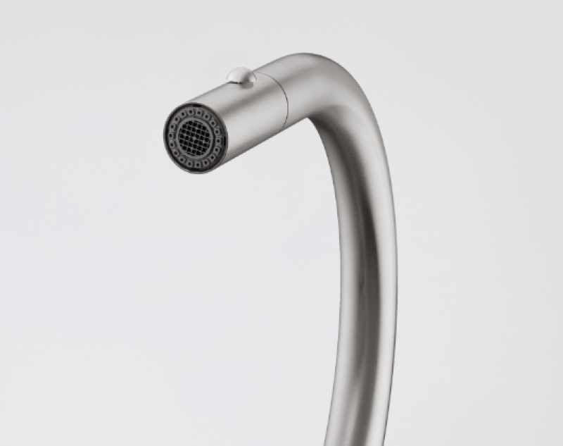 Franke Mythos Masterpiece kuchynská batéria s J výtokom, vysúvateľnou sprchovou hlavicou, úplne z nehrdzavejúcej ocele 115.0711.554