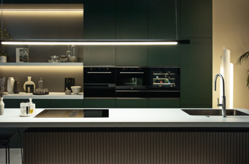 Franke Mythos Masterpiece kuchynská batéria s J výtokom, vysúvateľnou sprchovou hlavicou, úplne z nehrdzavejúcej ocele 115.0711.554