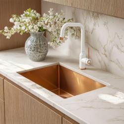 Quadri Stamford Kuchynská batéria Biela s PVD medenou úpravou a otočným pravouhlým výtokom 1208967700