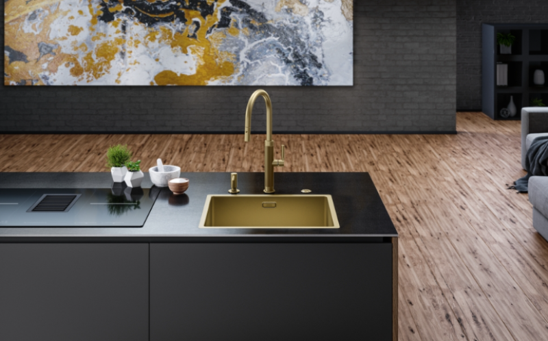 Franke Mythos Masterpiece Kuchynská batéria Zlatá s J-ramenom a Vytiahnuteľnou Sprchovou Hlavicou - 115.0711.558