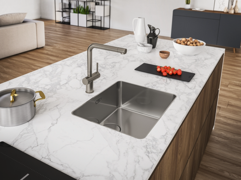 Franke Active Twist Jednopáková Batéria Nerezová Oceľ s Pevným Výtokom a Integrovaným Ovládaním Odpadu 115.0653.504