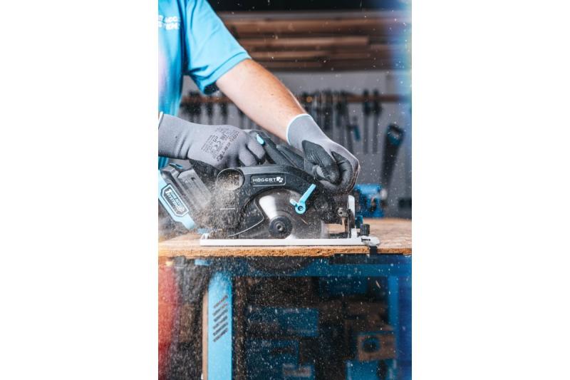 HÖGERT akumulátorová kotúčová píla, 18V, bez batérie, s pripojením na vysávač.