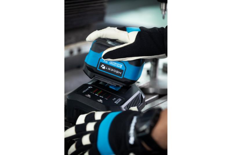 HÖGERT rýchlonabíjačka pre batériu 6A 18V.