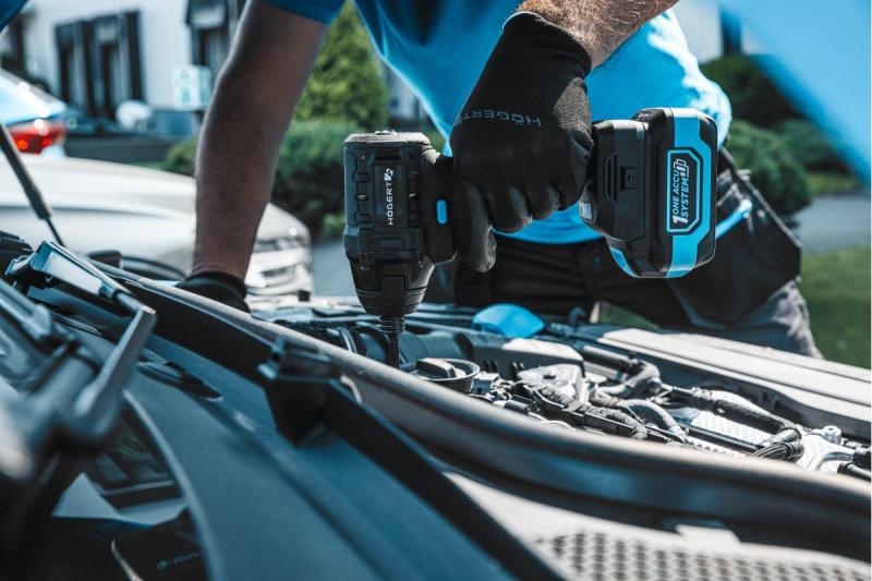 HÖGERT akumulátorová rázová uťahovačka sada 200 Nm 18V s bezuhlíkovým motorom