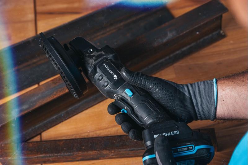 HÖGERT Akumulátorová uhlová brúska s pákovým spínačom, 125MM, 18V, set s batériou, nabíjačkou, príslušenstvom