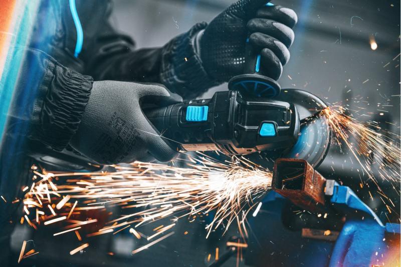 HÖGERT Akumulátorová uhlová brúska s pákovým spínačom, 125MM, 18V, set s batériou, nabíjačkou, príslušenstvom