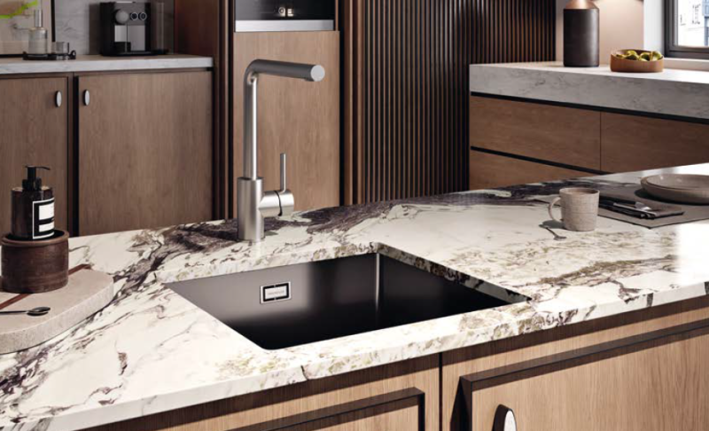 Ausmann Ceramic Ember Keramická rohož Čierna štvorcová umývadlová misa Nadstavbová a podstavbová 40 x 40 cm s nerezovou zátkou 1208970507