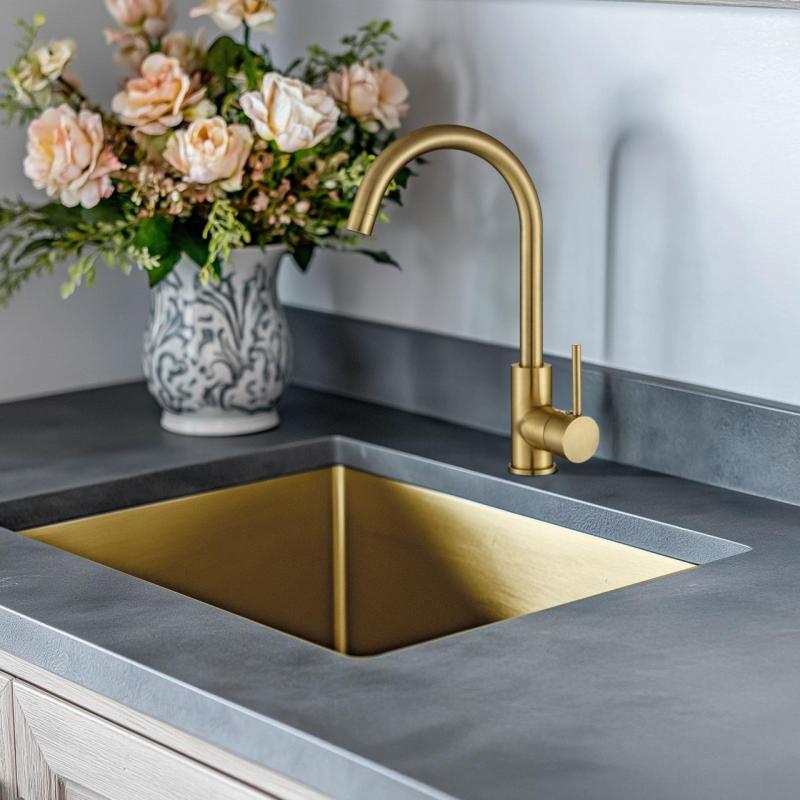 Ausmann Arvia zlatá kuchynská batéria PVD Gold s otočným výtokom 1208970640