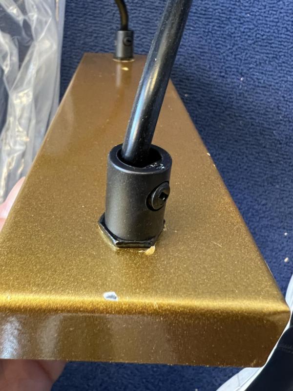 OUTLET Poškodený rám Dekorácia Avelin lampa na zavesenie so zlatým obdĺžnikovým rámom šírka 80 cm 2287