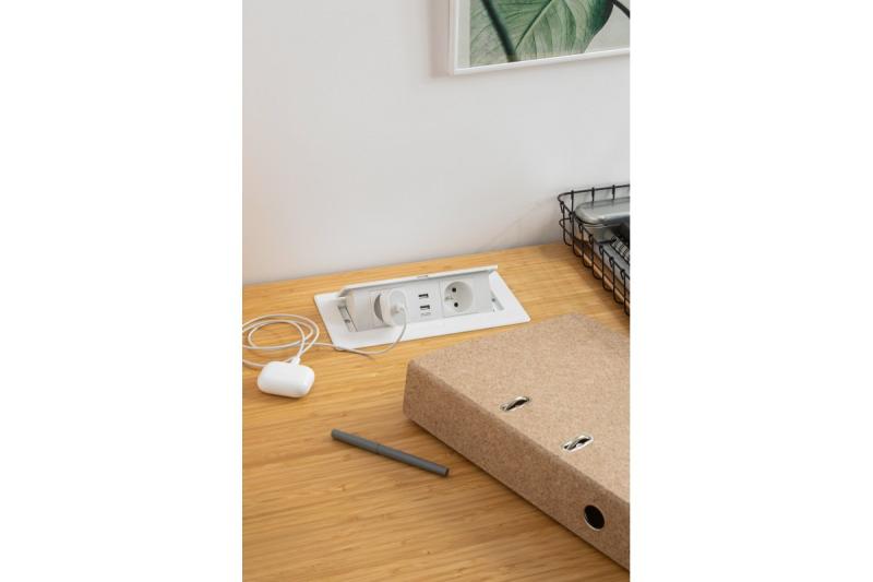 Mäkký výsuvný modul zásuviek.