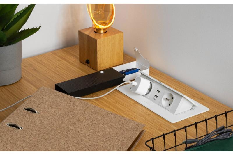 Mäkký výsuvný modul zásuviek.